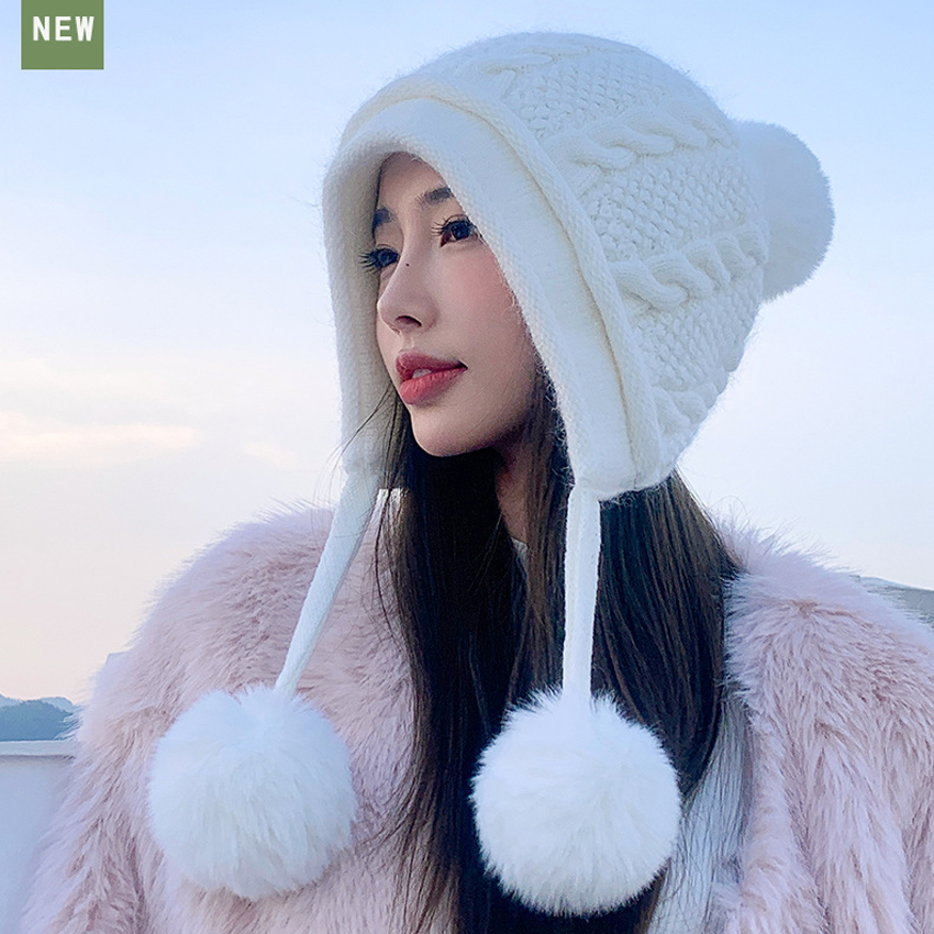 Mũ dệt kim dễ thương mùa thu đông đính 3 quả bóng lông dành cho nữ
