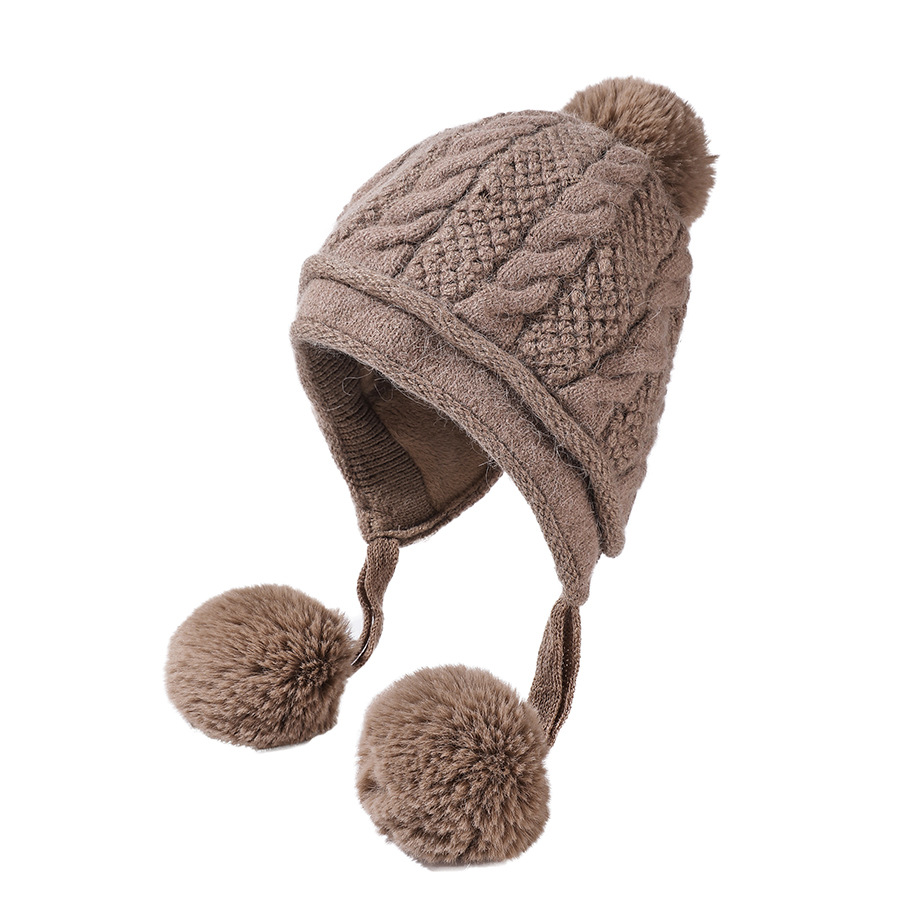 Mũ dệt kim dễ thương mùa thu đông đính 3 quả bóng lông dành cho nữ