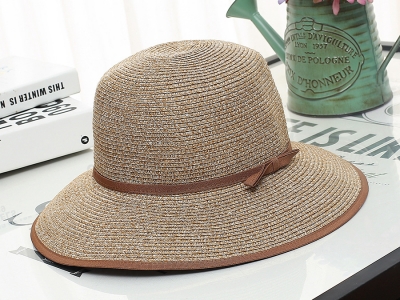 Mũ đi biển phong cách đơn giản