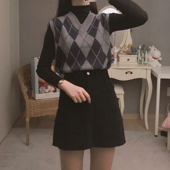 Mặc đẹp với 15 cách phối đồ cùng áo gile len Hàn Quốc
