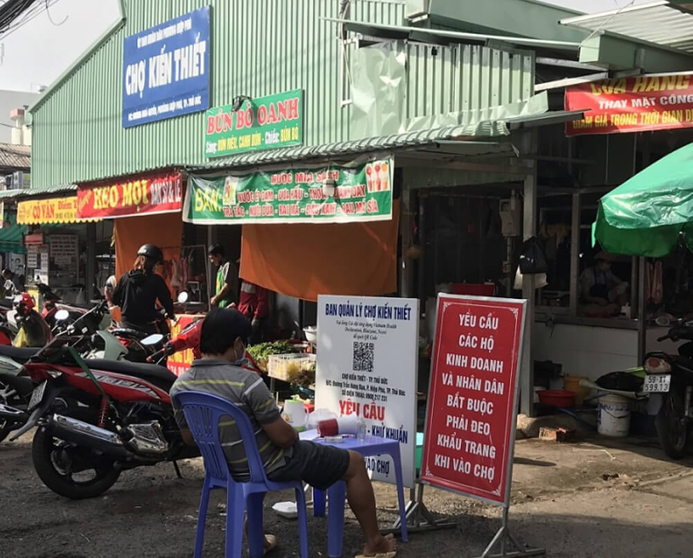 Khu vực cổng chợ Kiến Thiết