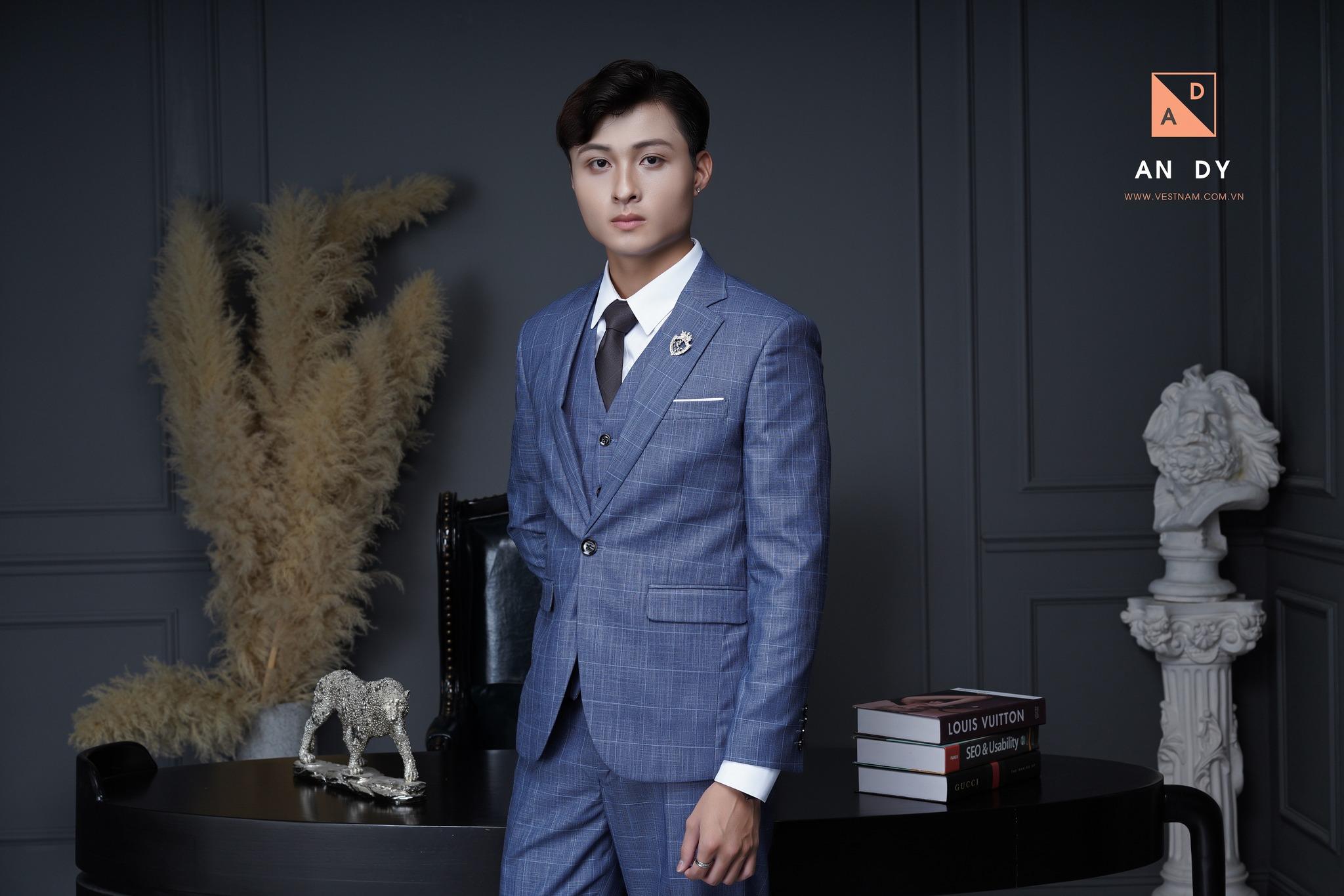 Mặc suit thời khủng hoảng Zegna Gucci Vuitton Tom Ford tìm về những bộ  suit cổ điển  LUXUOVN