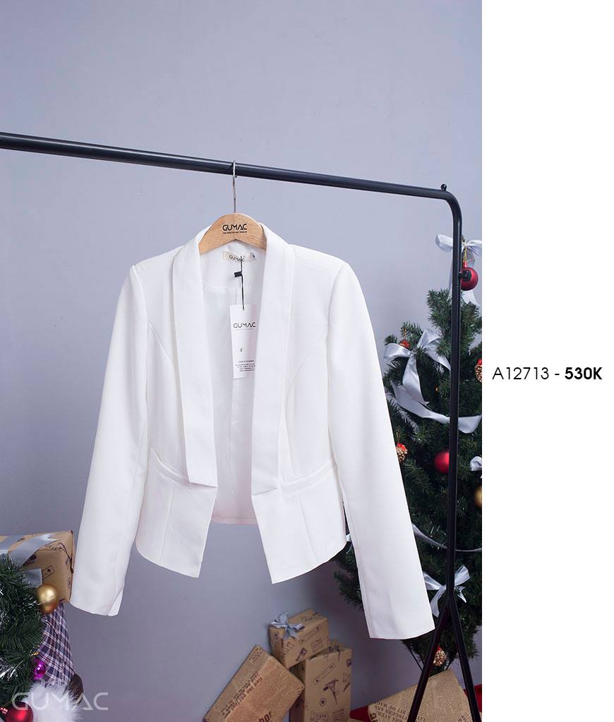 Áo vest diện đi làm thanh lịch vô cùng.