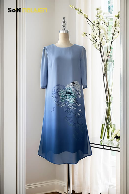 Đầm suông màu xanh dịu mát