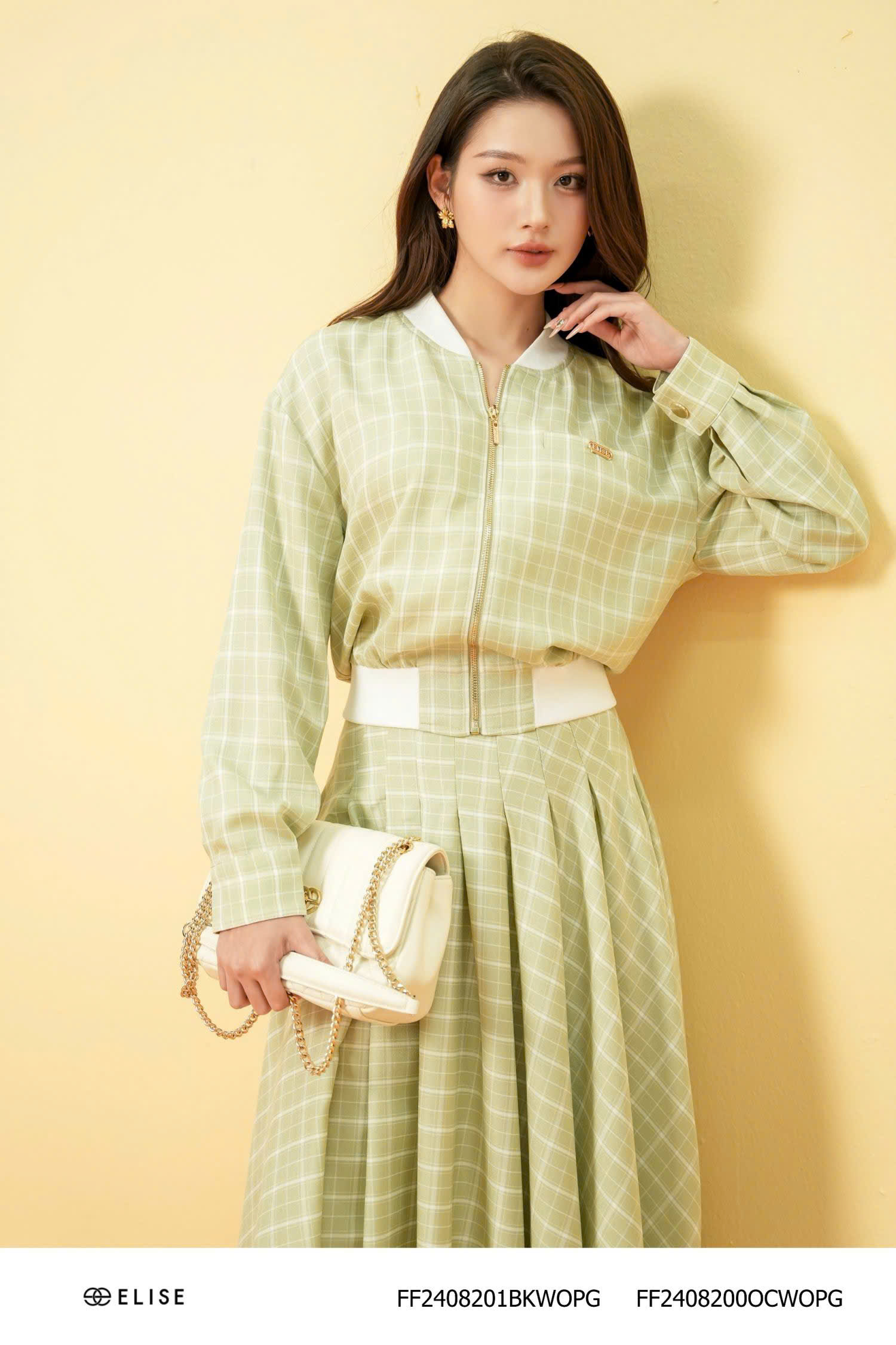 Áo khoác bomber dành cho những cô nàng yêu thích sự trẻ trung và cá tính