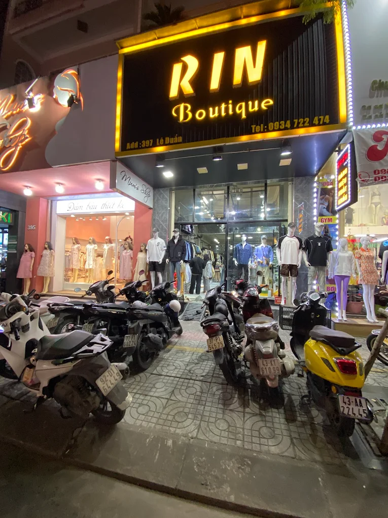 Hình ảnh bên ngoài cửa hàng