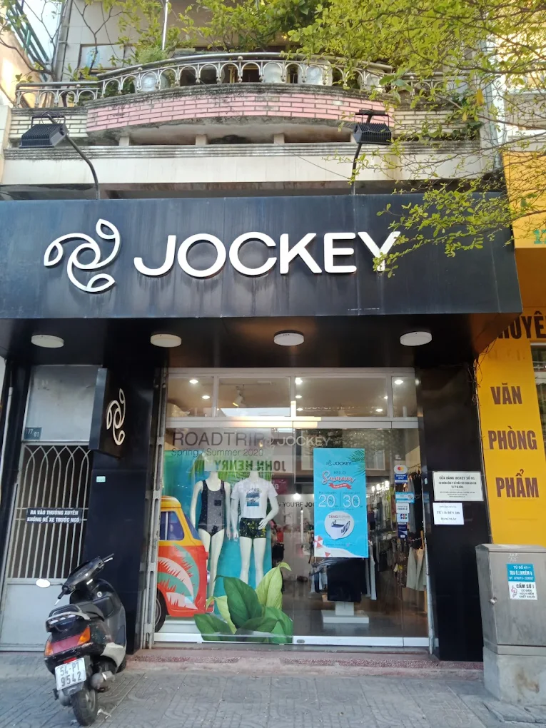 Hình ảnh bên ngoài cửa hàng ở Đà Nẵng