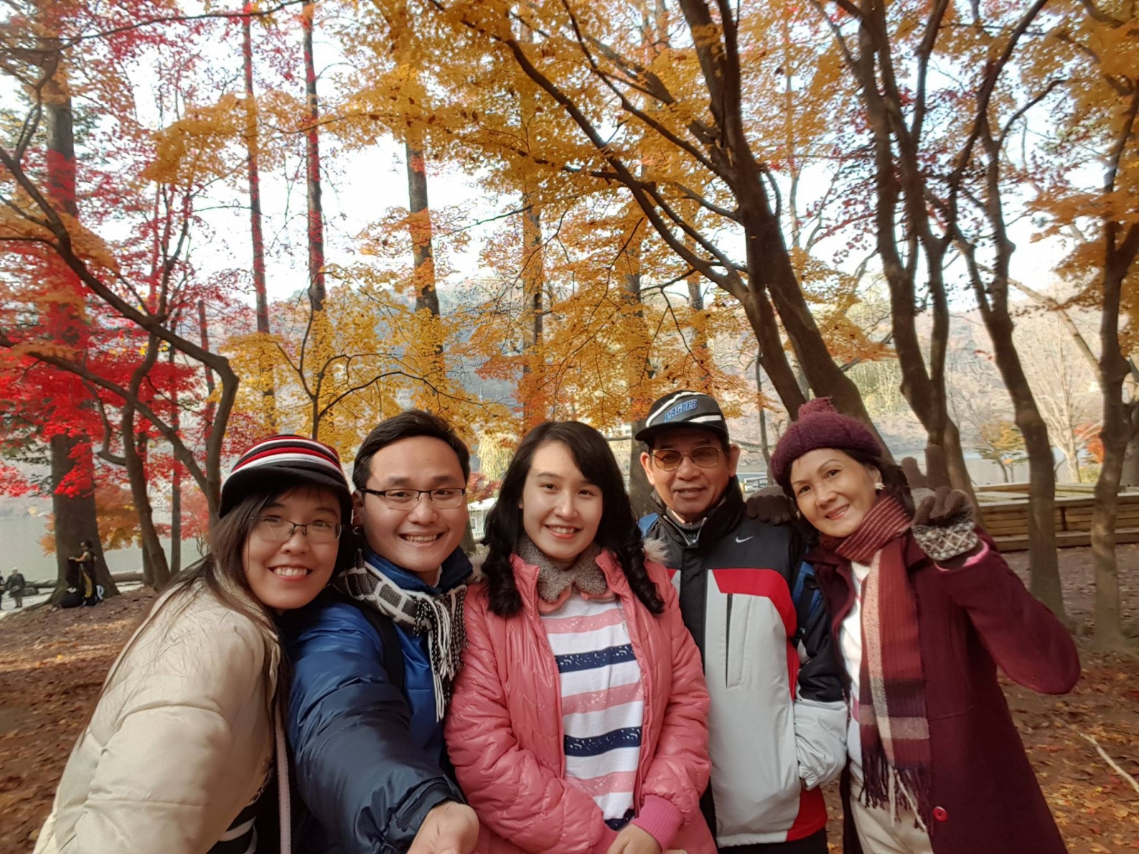 Nên mặc gì khi đi du lịch Hàn Quốc 4 mùa xuân hạ thu đông?