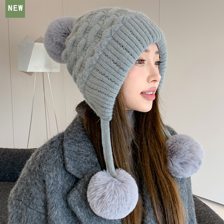 Mũ len dệt kim hai lớp dày dặn chống lạnh đính ba quả bóng lông thỏ dành cho nữ