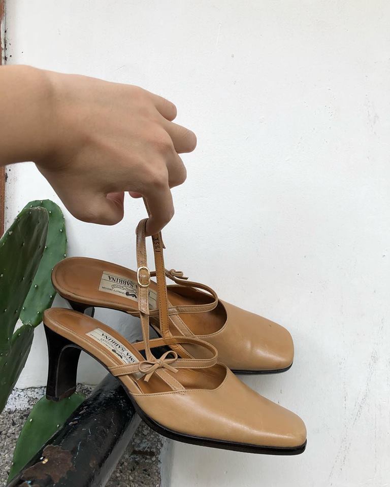 Top 8 shop chuyên bán giày secondhand cực chất tại Sài Gòn