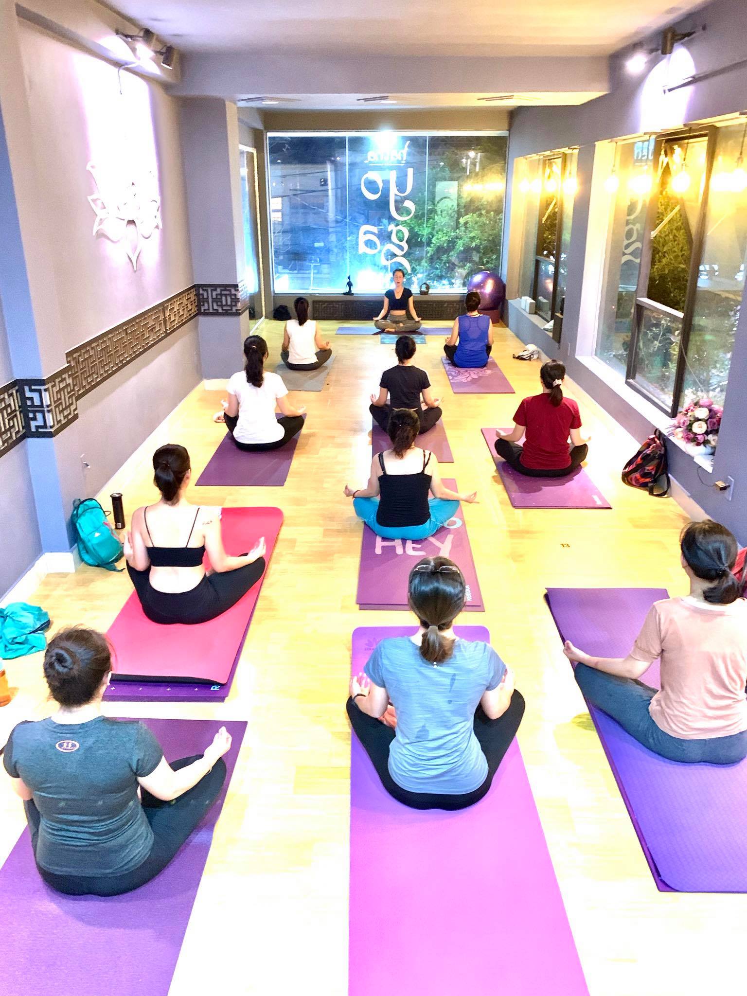 Top 10 phòng tập yoga uy tín và chất lượng nhất TPHCM