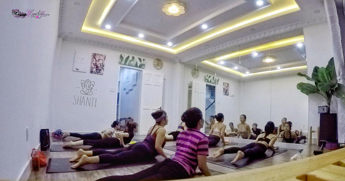 Top 10 phòng tập yoga uy tín và chất lượng nhất TPHCM