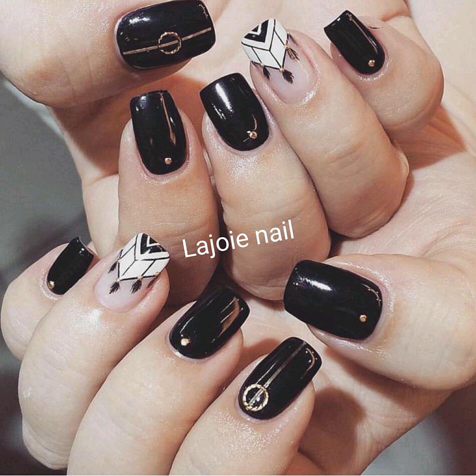 Top 12 tiệm nail đẹp và uy tín nhất ở Hà Nội