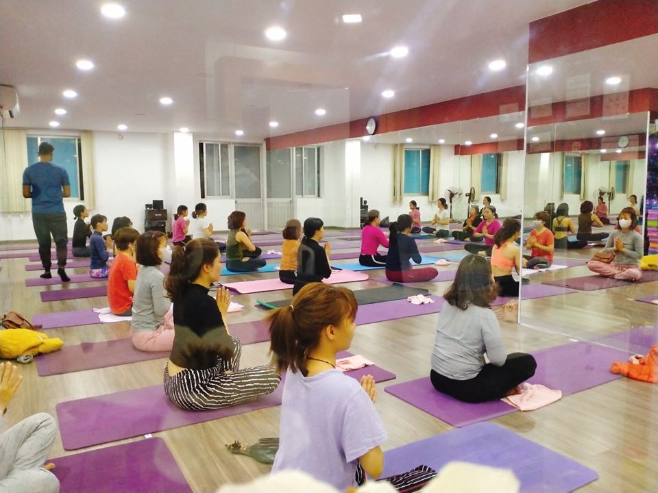Top 18 phòng tập yoga uy tín và chất lượng nhất Hà Nội