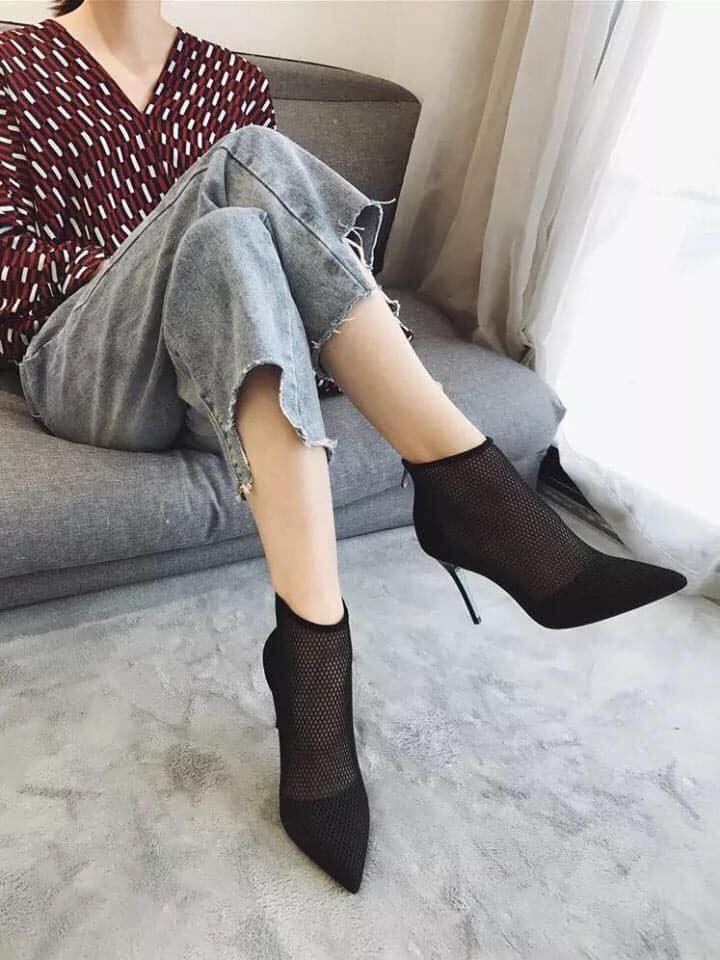 Top 12 shop bán giày boot nữ đẹp nhất Đà Nẵng.
