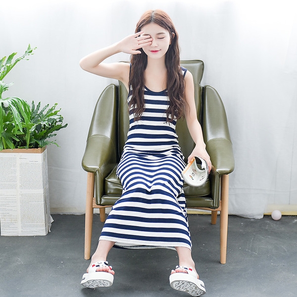 Hotgirl Hàn bật mí cách phối chân váy kẻ ngang đẹp với món đồ tùy thích -  Thời trang - Việt Giải Trí