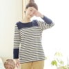 Áo sọc ngang cổ tròn phong cách Nhật Bản