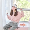 Áo có dây rút ở cổ và gấu áo