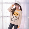 Áo len hình mặt cười kèm dòng chữ: Have a good day