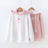 Áo hoodie thêu hình dấu chân chó