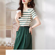 Set đồ nữ 2 món kẻ sọc mùa hè: áo thun len và chân váy lưng thun