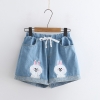 Quần short thêu thỏ Cony
