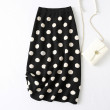 Chân váy len chấm bi dệt kim