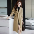 Áo khoác trench coat nữ dáng trung dài, phong cách Anh Quốc, form rộng, che khuyết điểm, thắt eo tôn dáng