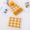 Set mũ len + quàng cổ nữ sọc caro