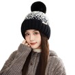 Mũ len nữ thiết kế dễ thương có quả bông, lót lông thỏ mềm, dày dặn giữ ấm mùa thu đông