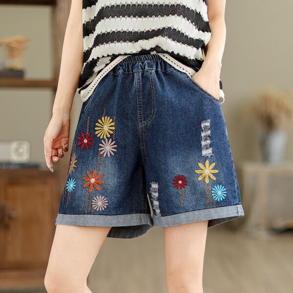 Quần short jean nữ lưng thun ống rộng thêu hoa rách nhẹ dáng...