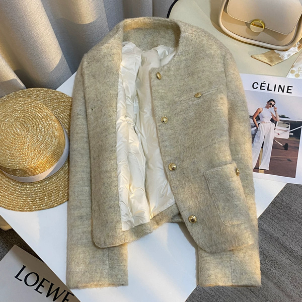 Áo khoác dạ nữ sang trọng thời thượng