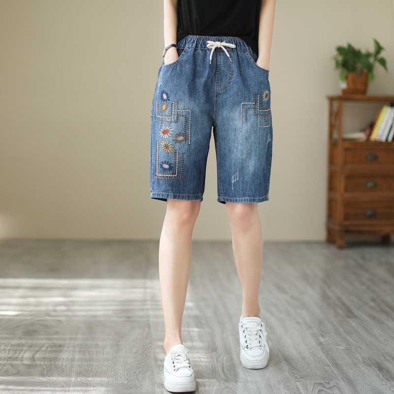 Quần short jean nữ phong cách retro