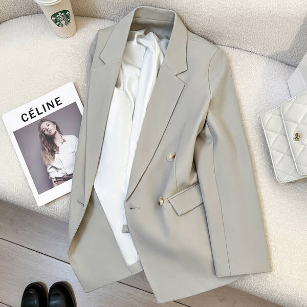Áo khoác blazer nữ màu xám be, kiểu dáng thanh lịch, mặc đi làm