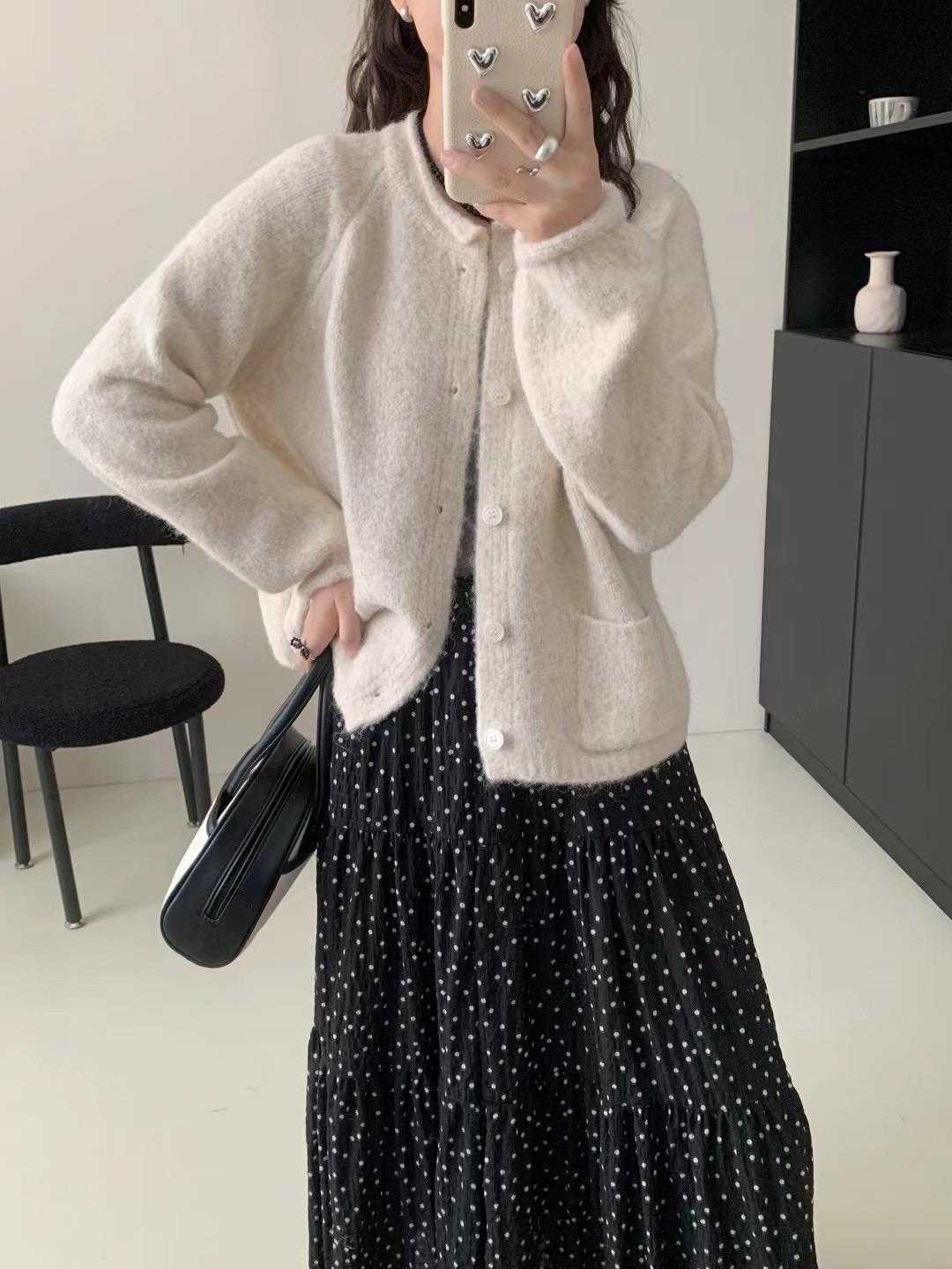 Áo khoác cardigan nữ dệt kim mềm mại cổ tròn