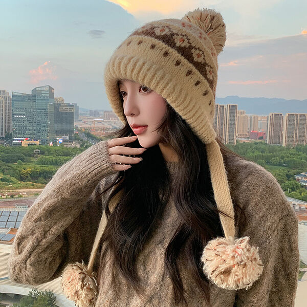 Mũ len nữ họa tiết dệt nổi, có quả bông lớn, dày dặn...