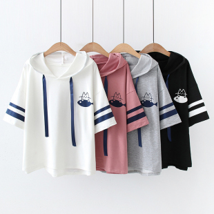 Áo hoodie hình con cá