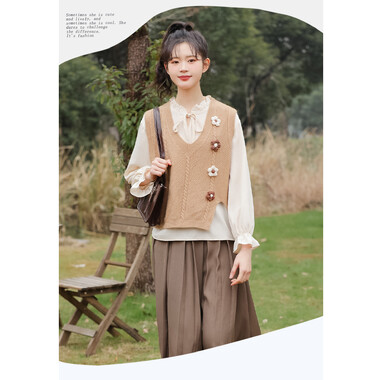 Áo len gile dệt kim nữ thêu hoa