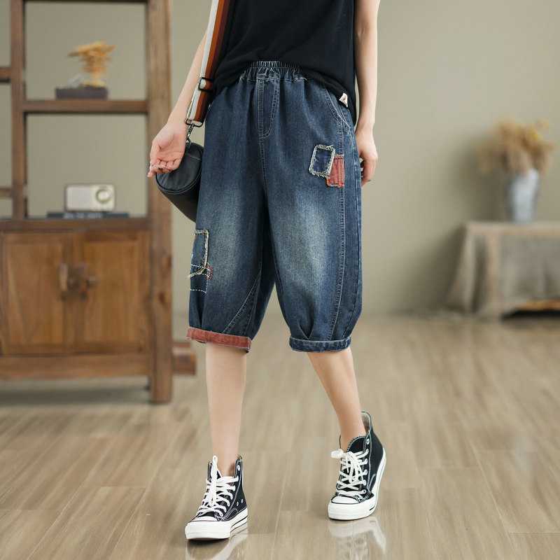 Quần short jean thêu họa tiết hoa xinh xắn