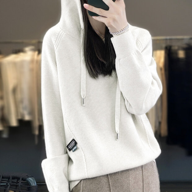 Áo len nữ phong cách mùa thu có mũ