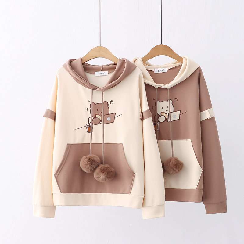 Áo hoodie thêu hình chú gấu