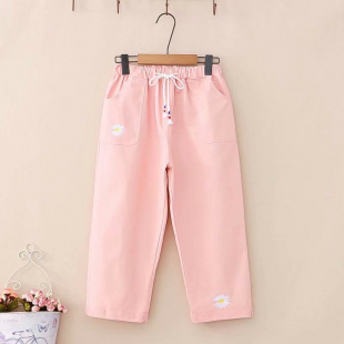 Quần nữ thêu hình bông cúc