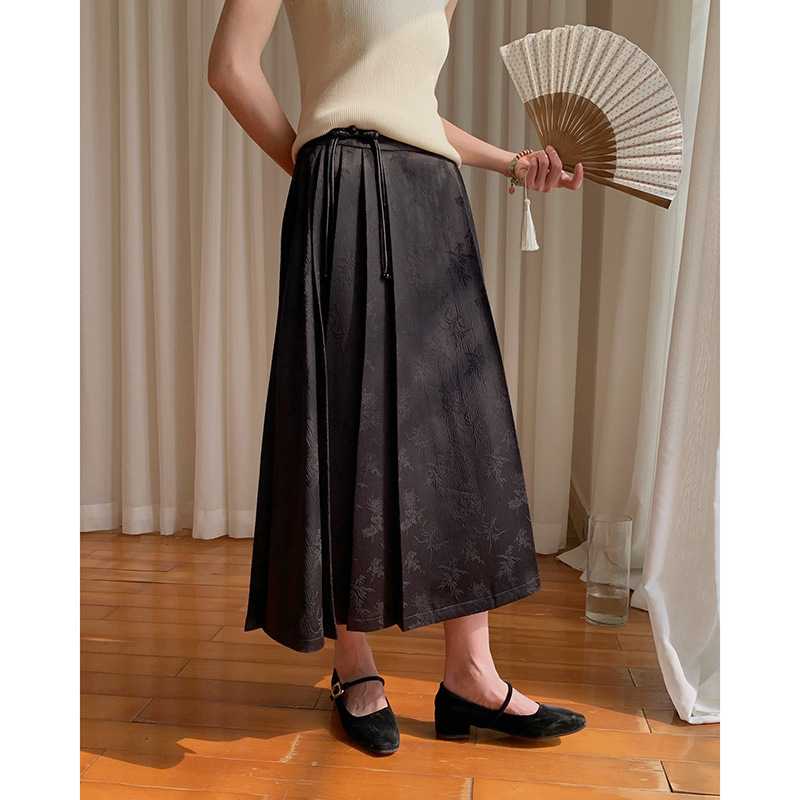 Chân váy chữ A dáng dài và ngắn