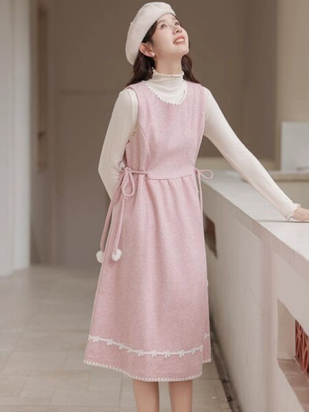 Váy len hồng phong cách ngọt ngào