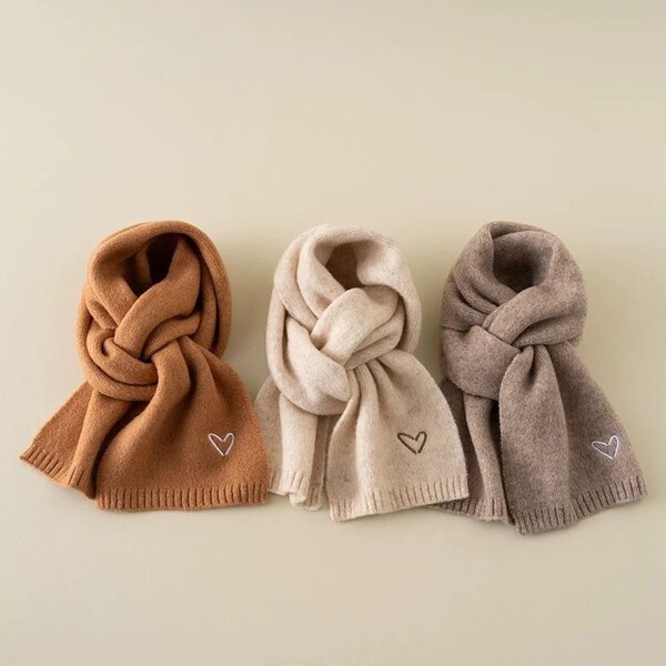 Khăn choàng bé trai và bé gái màu trơn, thêu hình trái tim, dễ...