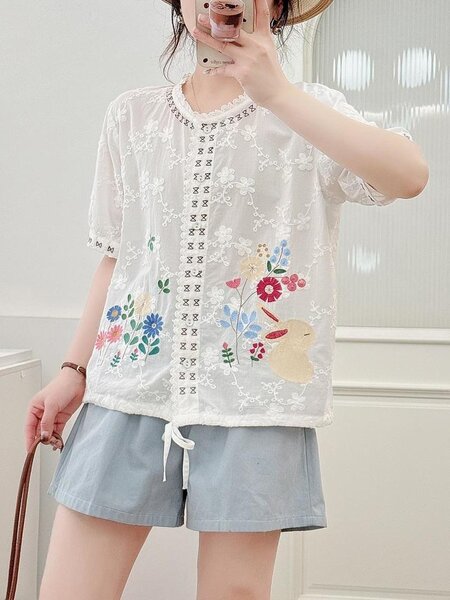 Áo nữ tay ngắn cổ đứng thêu hoa nhỏ