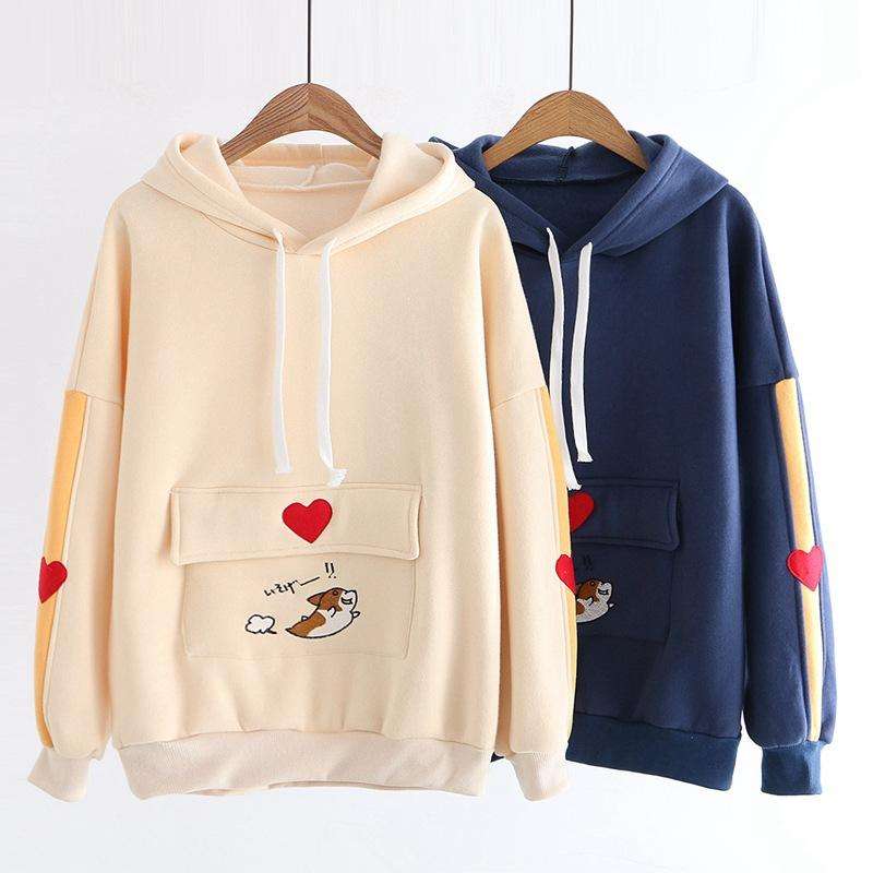 Áo hoodie nữ hình chú mèo đang chạy nhảy