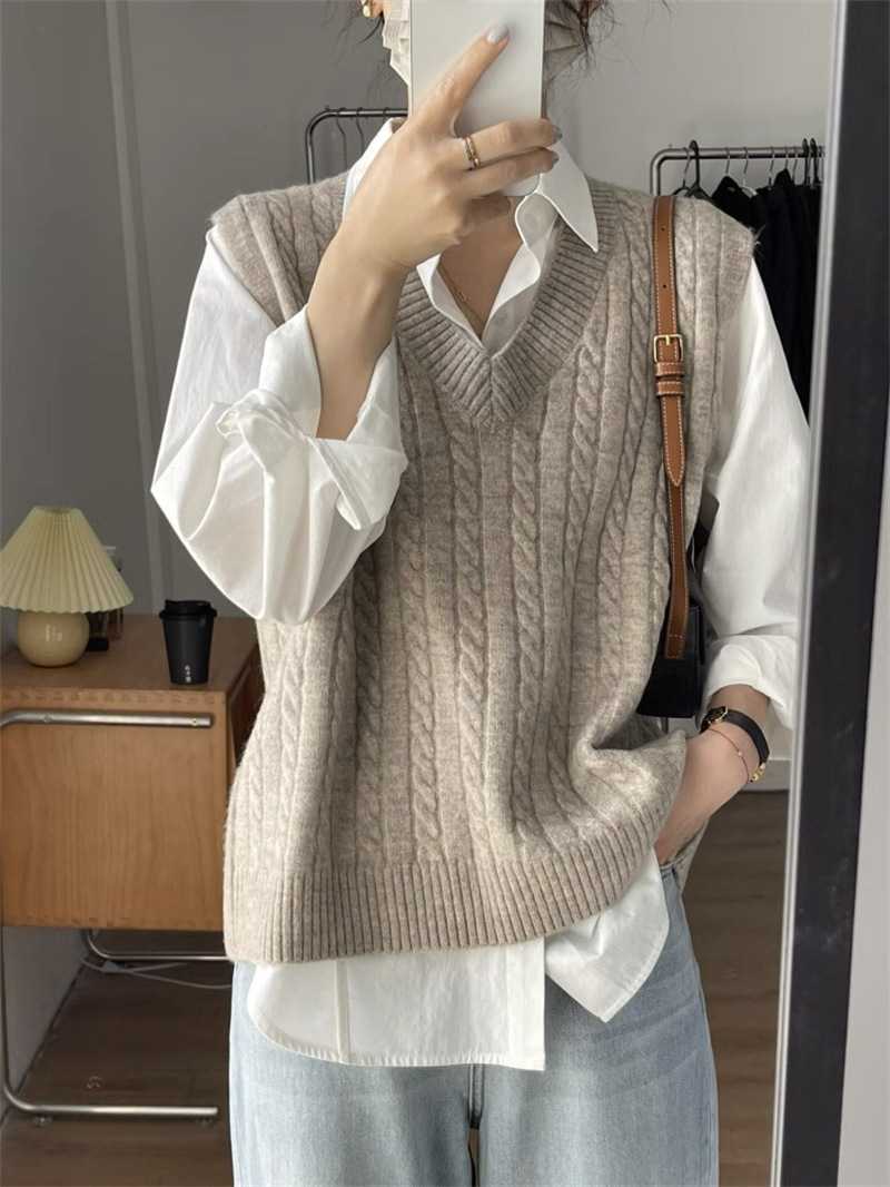 Áo len gile nữ cổ V