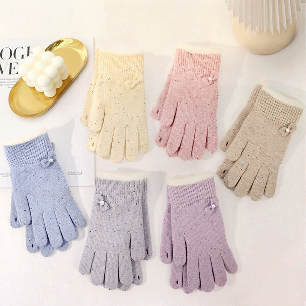 Găng tay nữ đính nơ chấm bi dày dặn giữ ấm màu đông