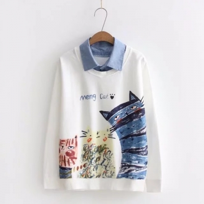 Áo giả hai cổ phối sơ mi hình 3 chú mèo